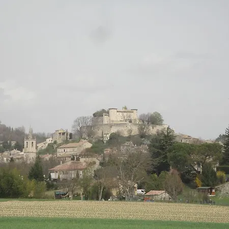 Chez Nanie לינה וארוחת בוקר 3*