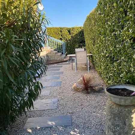 Chez Nanie Bed & Breakfast Mane (Alpes-de-Haute-Provence)