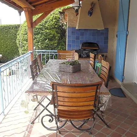Chez Nanie Bed & Breakfast Mane (Alpes-de-Haute-Provence)