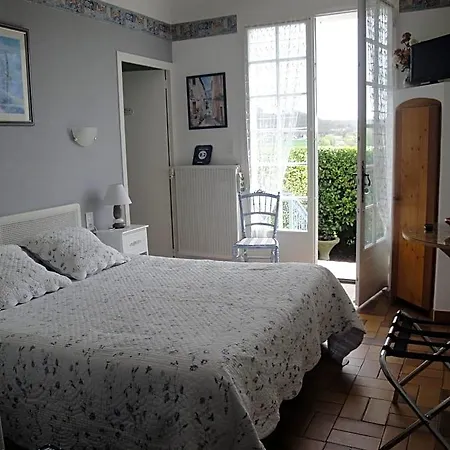 Chez Nanie Bed & Breakfast